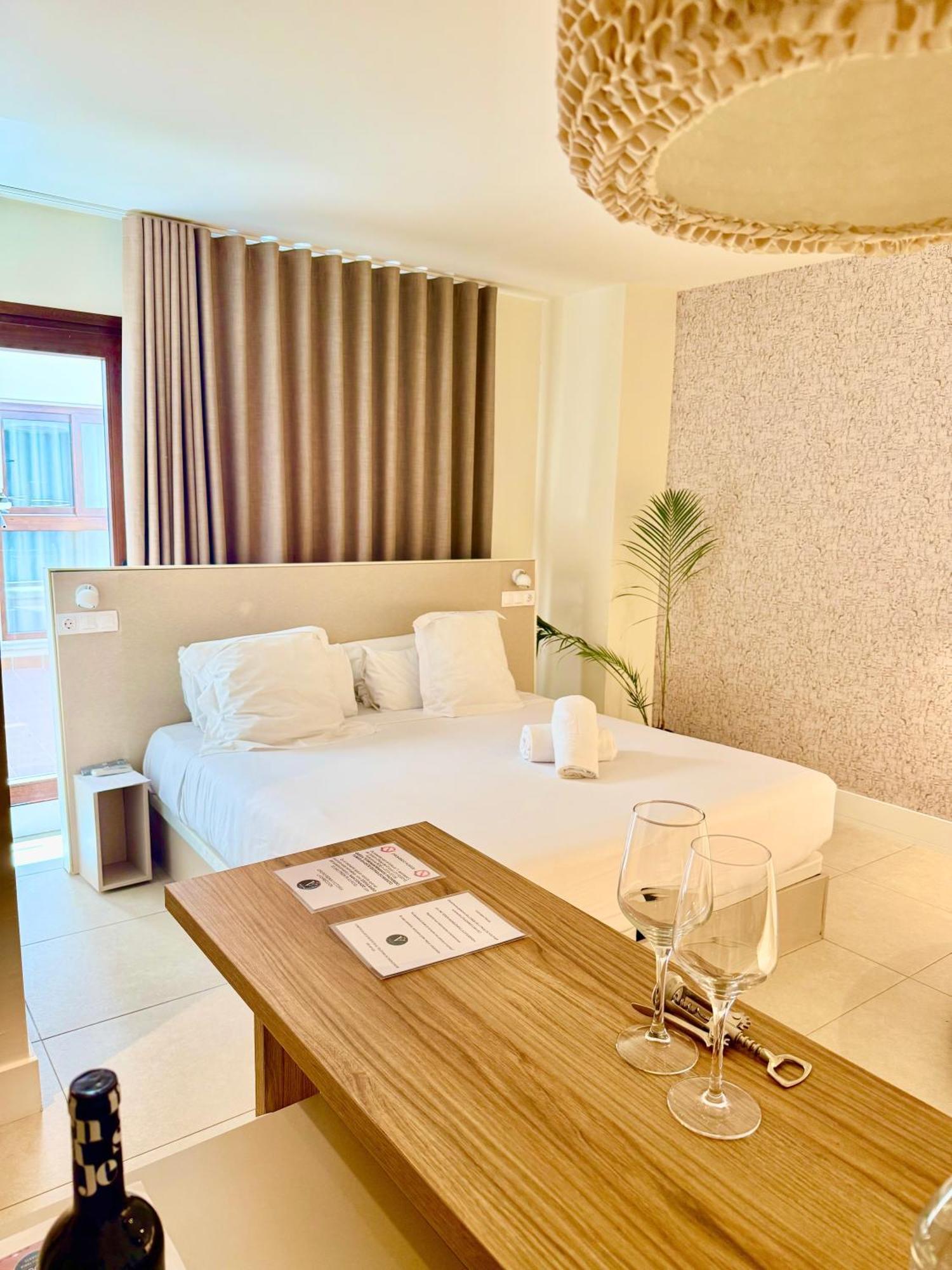Reina Victoria Velazquez Apartment Alicante