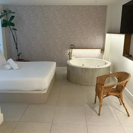 Reina Victoria Velazquez Apartment Alicante Exterior photo