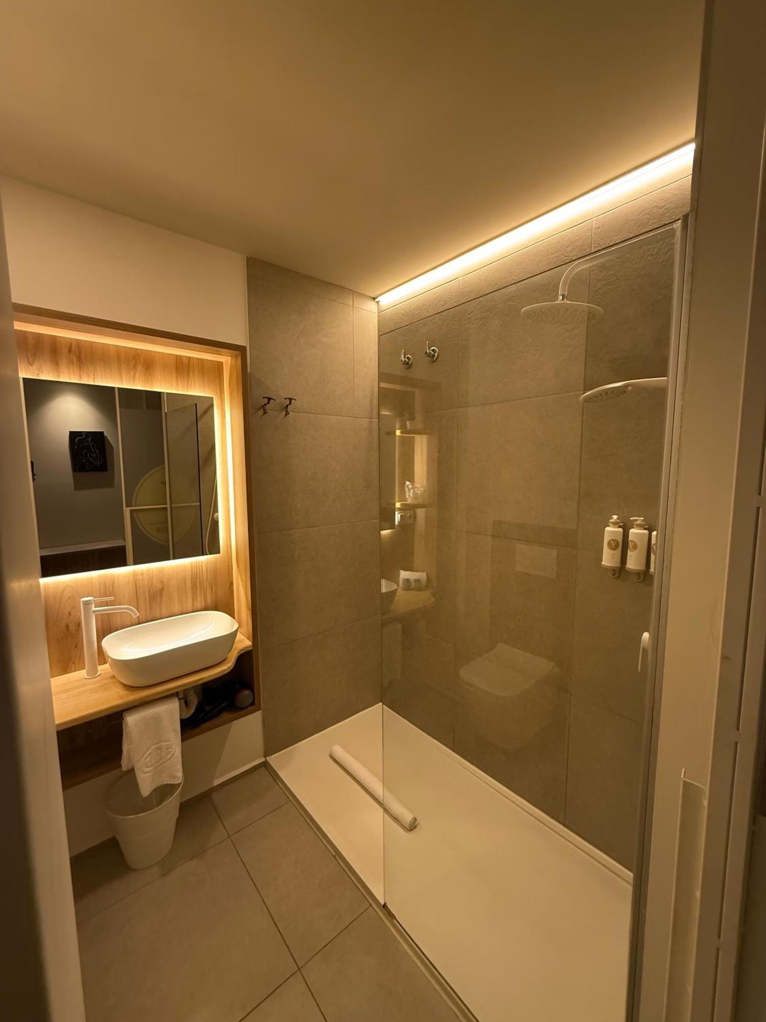 Reina Victoria Velazquez Appartement
