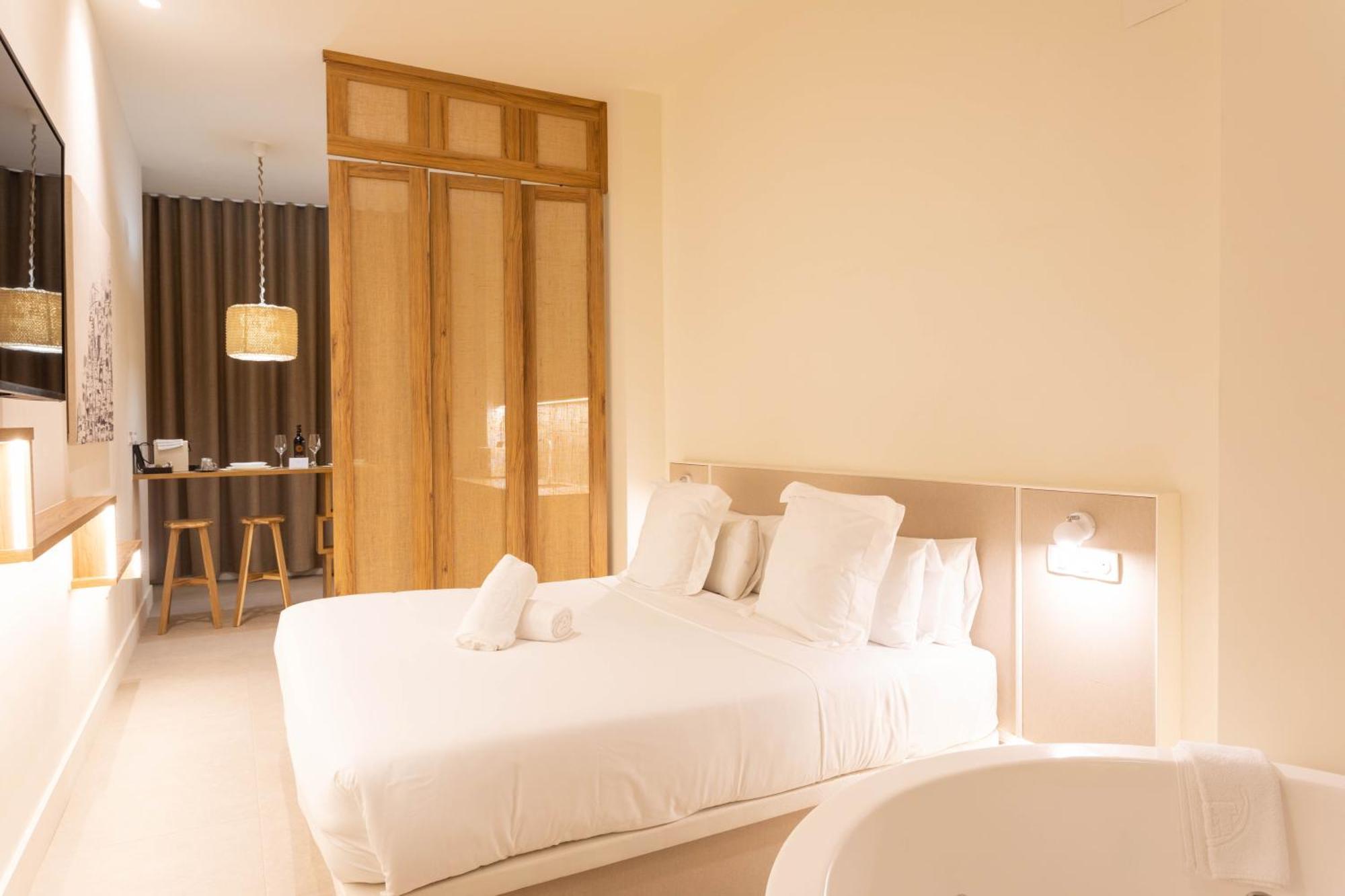Apartahotel Reina Victoria Velazquez